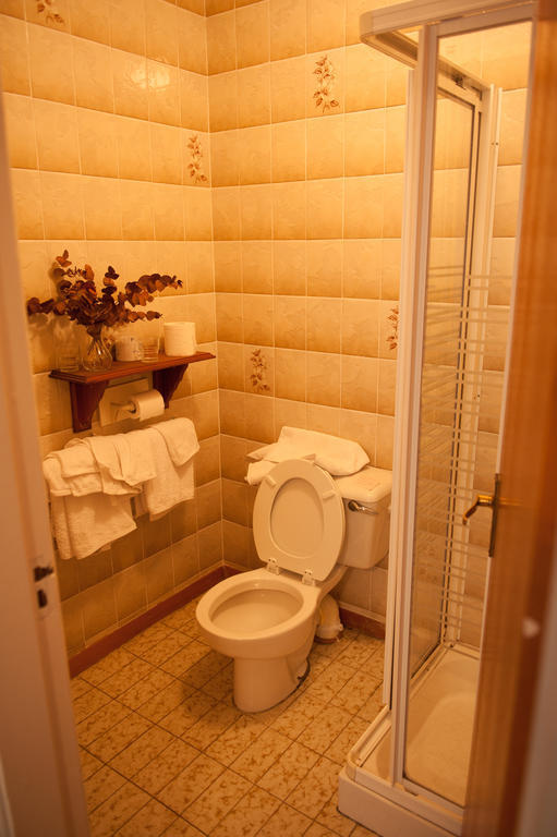 Fort House Bed & Breakfast Kilbeggan Esterno foto
